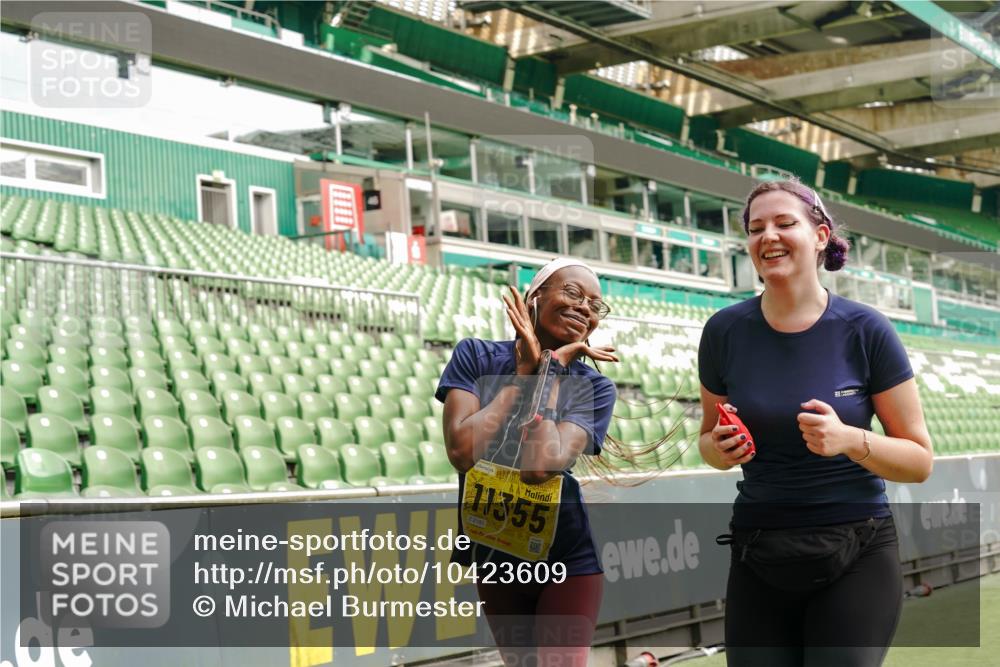 13.09.2026 - 21. swb-Marathon Bremen Michael Burmester http://msf.ph/oto/10423609 13.09.2026 10:46:34 Laufen im Stadion 10137, 10161, 10194, 10202, 10242, 10344, 10349, 10430, 10472, 10524, 10535, 10568, 10600, 10651, 10895, 10933, 10970, 11050, 11181, 11200, 11244, 11296, 11309, 11367, 11457, 11529, 11530, 11546, 11573, 11574, 11579, 11639, 11675, 11709, 11760, 11821, 12089, 12153, 12177, 12178, 12211, 12224, 12285, 12316, 12317, 12374, 12422, 12462, 12539, 10002, 10004, 10005, 10148, 10271, 10303, 10325, 10330, 10335, 10361, 10362, 10459, 10513, 10756, 10882, 10997 meine-sportfotos.de
