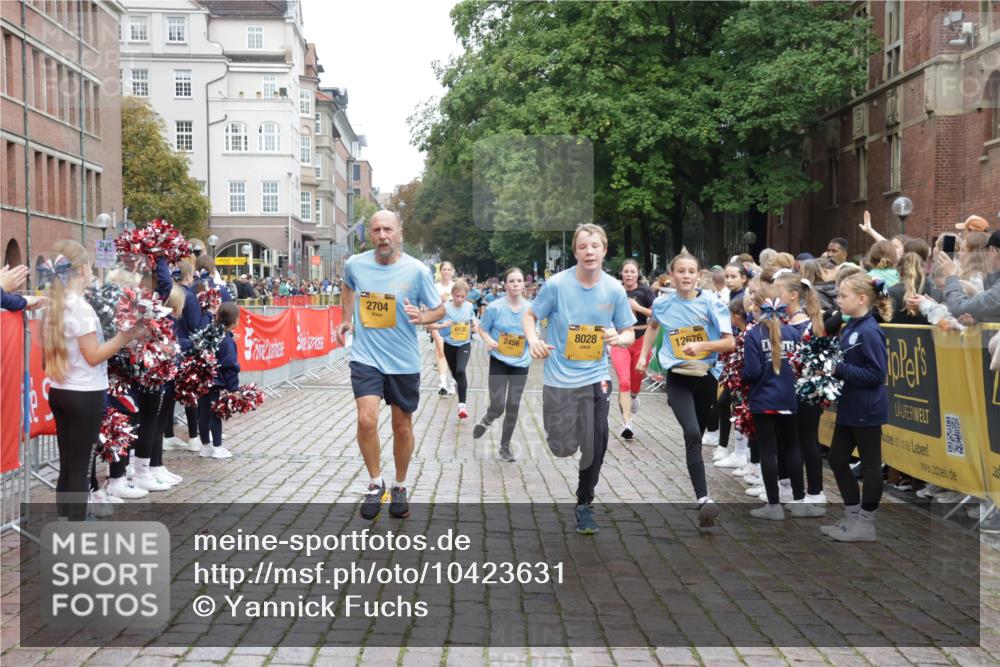 13.09.2026 - Kiel Lauf Yannick Fuchs http://msf.ph/oto/10423631 13.09.2026 09:44:58 Ziel 98, 2456, 2704, 3138, 3717, 4118, 5562, 5939, 6023, 6135, 8028, 8189, 10777, 11043, 11239, 12676, 801, 912, 958, 1224, 1849, 1866, 2045, 2212, 2787, 2868, 3198, 3209, 4098, 4316, 4693, 6892, 6895, 7121, 7356, 7430, 7460, 7744, 9986, 11046, 11239, 12161, 12218, 312, 2282, 2786, 3479, 3503, 3507, 3517, 4606, 5400, 5672, 6097, 6098, 6556, 9425, 9760, 9897, 10006, 12348, 12351, 537, 801, 1053, 2031, 2437, 2868, 3688, 4573, 7744, 12318, 12437 meine-sportfotos.de