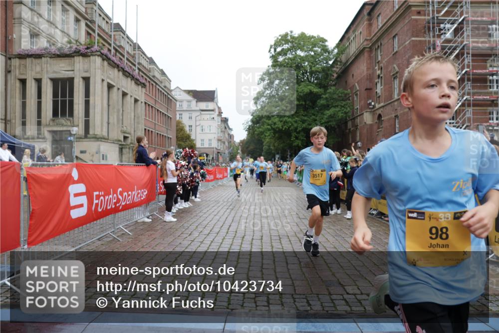 13.09.2026 - Kiel Lauf Yannick Fuchs http://msf.ph/oto/10423734 13.09.2026 09:45:07 Ziel 98, 312, 2456, 2704, 2786, 3138, 3503, 3507, 3517, 3717, 5562, 5672, 6135, 6556, 8028, 8189, 9760, 10006, 912, 1224, 2704, 2787, 3198, 3209, 4118, 4316, 4693, 5939, 6023, 6895, 7356, 7460, 8028, 9986, 10777, 11043, 11046, 11239, 12161, 12218, 12676, 1503, 2017, 2282, 2835, 3408, 3479, 4606, 5103, 5369, 5399, 5400, 5811, 6097, 6098, 7854, 8152, 8854, 9425, 9456, 9897, 10498, 11939, 12347, 12348, 12351, 801, 958, 1849, 1866, 2045, 2212, 2787, 2868, 3198, 3209, 4098, 4316 meine-sportfotos.de