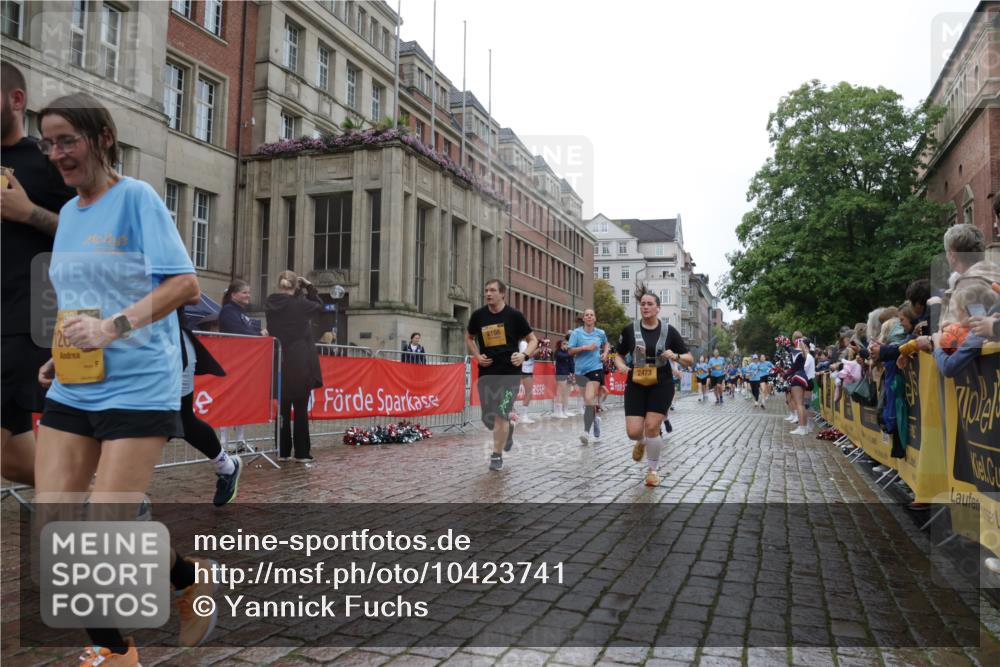13.09.2026 - Kiel Lauf Yannick Fuchs http://msf.ph/oto/10423741 13.09.2026 10:59:14 Ziel 724, 1825, 2385, 2639, 3332, 3480, 4192, 4609, 4897, 5188, 5519, 5836, 7417, 7527, 9227, 9242, 9405, 10251, 10255, 10551, 10871, 11126, 11350, 12482, 724, 788, 1085, 1094, 1521, 1729, 1990, 2156, 2265, 2307, 2473, 2557, 2559, 2862, 2896, 2994, 3943, 3944, 7757, 8059, 8188, 8348, 8841, 9306, 9313, 9387, 10167, 10551, 10654, 10655, 10969, 11087, 11585, 11699, 12223, 12520, 12659, 620, 1835, 2394, 2771, 2828, 4342, 5891, 5977, 5987, 6693, 7066, 7112, 7734, 10799, 79 meine-sportfotos.de