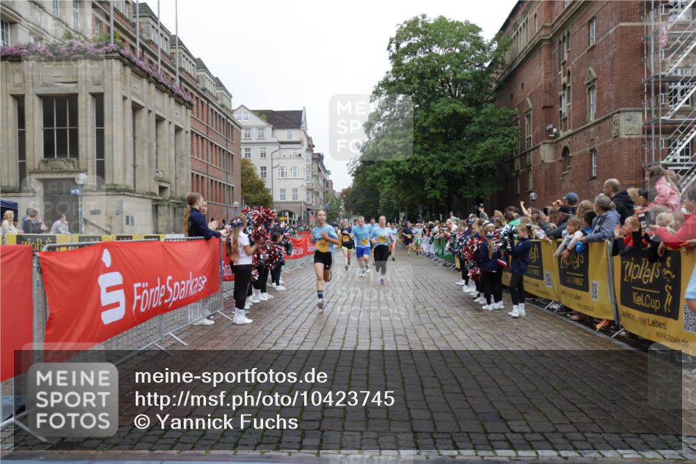 13.09.2026 - Kiel Lauf Yannick Fuchs http://msf.ph/oto/10423745 13.09.2026 09:45:08 Ziel 98, 312, 2456, 2786, 3138, 3503, 3507, 3517, 3717, 5562, 5672, 6135, 6556, 8189, 9760, 10006, 12348, 912, 1224, 2456, 2704, 2787, 3209, 4118, 4316, 4693, 5939, 6023, 6135, 7356, 7460, 8028, 9986, 10777, 11043, 11046, 11239, 12161, 12218, 12676, 1503, 2017, 2282, 2835, 3408, 3479, 4606, 5103, 5369, 5399, 5400, 5811, 6097, 6098, 7854, 8152, 8854, 9425, 9456, 9897, 10498, 11939, 12347, 12351, 958, 1849, 1866, 2045, 2212, 2787, 3198, 3209, 4098, 4316 meine-sportfotos.de