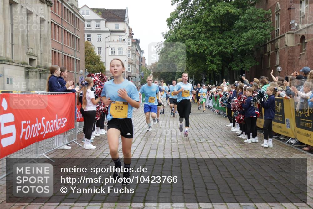 13.09.2026 - Kiel Lauf Yannick Fuchs http://msf.ph/oto/10423766 13.09.2026 09:45:09 Ziel 98, 312, 2786, 3138, 3479, 3503, 3507, 3517, 3717, 5562, 5672, 6097, 6098, 6556, 8189, 9760, 10006, 12348, 12351, 912, 1224, 2456, 2704, 2787, 3209, 4118, 4693, 5562, 5939, 6023, 6135, 7356, 7460, 8028, 9986, 10777, 11043, 11046, 11239, 12218, 12676, 1503, 2017, 2282, 2835, 3408, 4606, 5103, 5369, 5399, 5400, 5811, 7854, 8152, 8854, 9425, 9456, 9897, 10498, 11939, 12347, 912, 958, 1849, 1866, 2045, 2212, 2787, 3198, 3209, 4098, 4316 meine-sportfotos.de