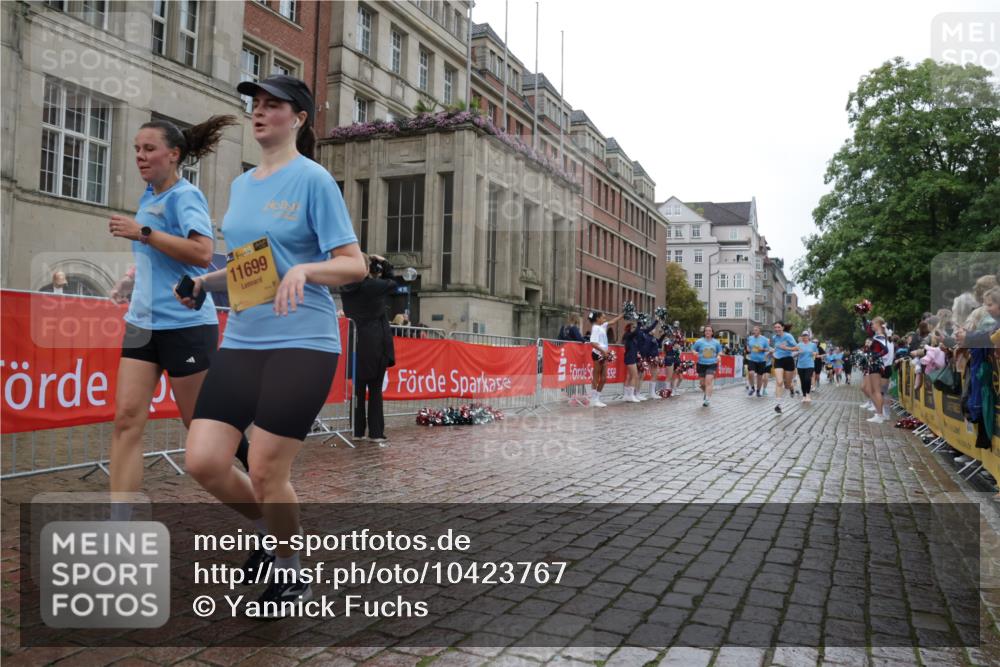13.09.2026 - Kiel Lauf Yannick Fuchs http://msf.ph/oto/10423767 13.09.2026 10:59:17 Ziel 1825, 2385, 2639, 3480, 4192, 4342, 4897, 5188, 5519, 5836, 5891, 7066, 7417, 7527, 7734, 9227, 9242, 9405, 9684, 10251, 10255, 10453, 10536, 10871, 11126, 11340, 11350, 12482, 724, 788, 1085, 1094, 1729, 1990, 2265, 2307, 2557, 2559, 2862, 2896, 2994, 3332, 3943, 3944, 4192, 4609, 7757, 8059, 8188, 8348, 9306, 9313, 9387, 10167, 10551, 10654, 10655, 10969, 11087, 11585, 11699, 12223, 12520, 620, 1835, 2394, 2771, 2828, 5977, 5987, 6693, 7112, 10799, 79 meine-sportfotos.de