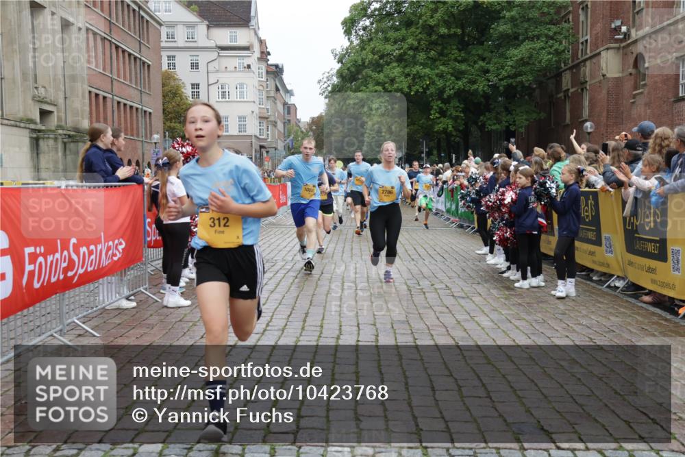 13.09.2026 - Kiel Lauf Yannick Fuchs http://msf.ph/oto/10423768 13.09.2026 09:45:09 Ziel 98, 312, 2786, 3138, 3479, 3503, 3507, 3517, 3717, 5562, 5672, 6097, 6098, 6556, 8189, 9760, 10006, 12348, 12351, 912, 1224, 2456, 2704, 2787, 3209, 4118, 4693, 5562, 5939, 6023, 6135, 7356, 7460, 8028, 9986, 10777, 11043, 11046, 11239, 12218, 12676, 1503, 2017, 2282, 2835, 3408, 4606, 5103, 5369, 5399, 5400, 5811, 7854, 8152, 8854, 9425, 9456, 9897, 10498, 11939, 12347, 912, 958, 1849, 1866, 2045, 2212, 2787, 3198, 3209, 4098, 4316 meine-sportfotos.de