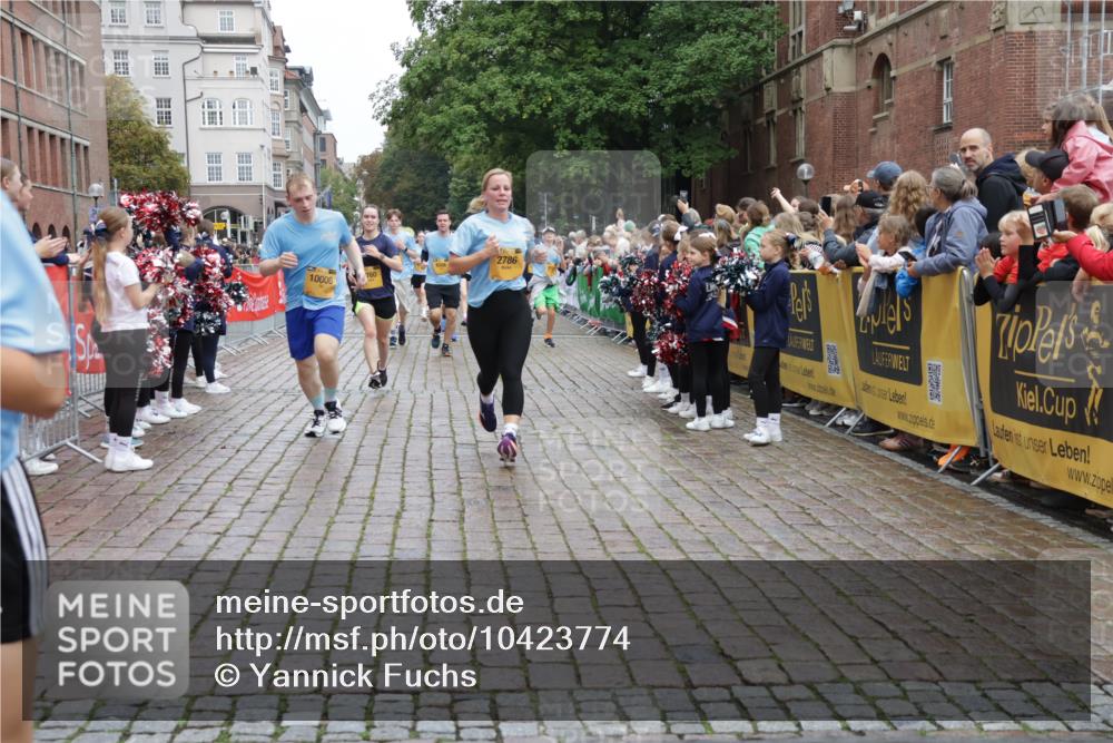 13.09.2026 - Kiel Lauf Yannick Fuchs http://msf.ph/oto/10423774 13.09.2026 09:45:10 Ziel 98, 312, 2786, 3138, 3479, 3503, 3507, 3517, 3717, 5672, 6097, 6098, 6556, 8189, 9760, 10006, 12348, 12351, 912, 1224, 2456, 2704, 2787, 3209, 4118, 4693, 5562, 5939, 6023, 6135, 7356, 7460, 8028, 9986, 10777, 11043, 11046, 11239, 12218, 12676, 1503, 2017, 2282, 2835, 3408, 4606, 5103, 5369, 5399, 5400, 5811, 7854, 8152, 8854, 9425, 9456, 9897, 10498, 11939, 12347, 912, 958, 1866, 2045, 2212, 2787, 3198, 3209, 4316 meine-sportfotos.de