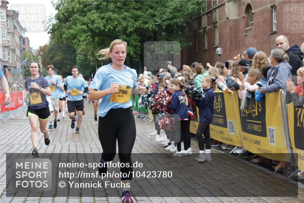 13.09.2026 - Kiel Lauf Yannick Fuchs http://msf.ph/oto/10423780 13.09.2026 09:45:10 Ziel 98, 312, 2786, 3138, 3479, 3503, 3507, 3517, 3717, 5672, 6097, 6098, 6556, 8189, 9760, 10006, 12348, 12351, 912, 1224, 2456, 2704, 2787, 3209, 4118, 4693, 5562, 5939, 6023, 6135, 7356, 7460, 8028, 9986, 10777, 11043, 11046, 11239, 12218, 12676, 1503, 2017, 2282, 2835, 3408, 4606, 5103, 5369, 5399, 5400, 5811, 7854, 8152, 8854, 9425, 9456, 9897, 10498, 11939, 12347, 912, 958, 1866, 2045, 2212, 2787, 3198, 3209, 4316 meine-sportfotos.de