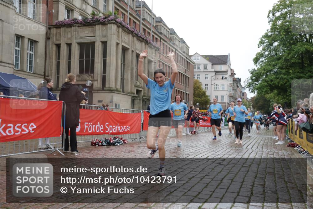 13.09.2026 - Kiel Lauf Yannick Fuchs http://msf.ph/oto/10423791 13.09.2026 10:59:19 Ziel 1825, 2385, 2639, 2828, 3480, 4342, 4897, 5188, 5519, 5836, 5891, 5987, 7066, 7112, 7417, 7527, 7734, 9227, 9242, 9405, 9684, 9700, 10251, 10453, 10536, 10871, 11126, 11340, 11350, 12482, 724, 788, 1085, 1094, 1729, 1990, 2265, 2307, 2557, 2559, 2862, 2994, 3332, 3480, 3943, 3944, 4192, 4609, 7757, 8059, 8188, 8348, 9306, 9313, 9387, 10167, 10255, 10551, 10654, 10655, 10969, 11087, 11126, 11585, 12223, 12520, 620, 1835, 2394, 2771, 5977, 6693, 10799, 79 meine-sportfotos.de