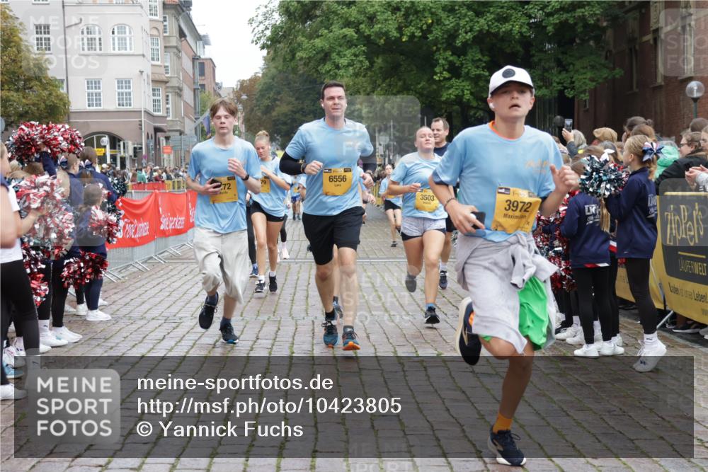 13.09.2026 - Kiel Lauf Yannick Fuchs http://msf.ph/oto/10423805 13.09.2026 09:45:12 Ziel 98, 312, 2282, 2786, 3479, 3503, 3507, 3517, 4606, 5400, 5672, 6097, 6098, 6556, 9425, 9760, 9897, 10006, 12348, 12351, 912, 1224, 2456, 2704, 3138, 3717, 4118, 4693, 5562, 5939, 6023, 6135, 7356, 7460, 8028, 8189, 9986, 10777, 11043, 11046, 11239, 12218, 12676, 1503, 1579, 2017, 2835, 3408, 5103, 5369, 5399, 5811, 6038, 7854, 8152, 8854, 9456, 10498, 11939, 12069, 12347, 912, 2045, 2787, 3198, 3209, 4316, 7356 meine-sportfotos.de
