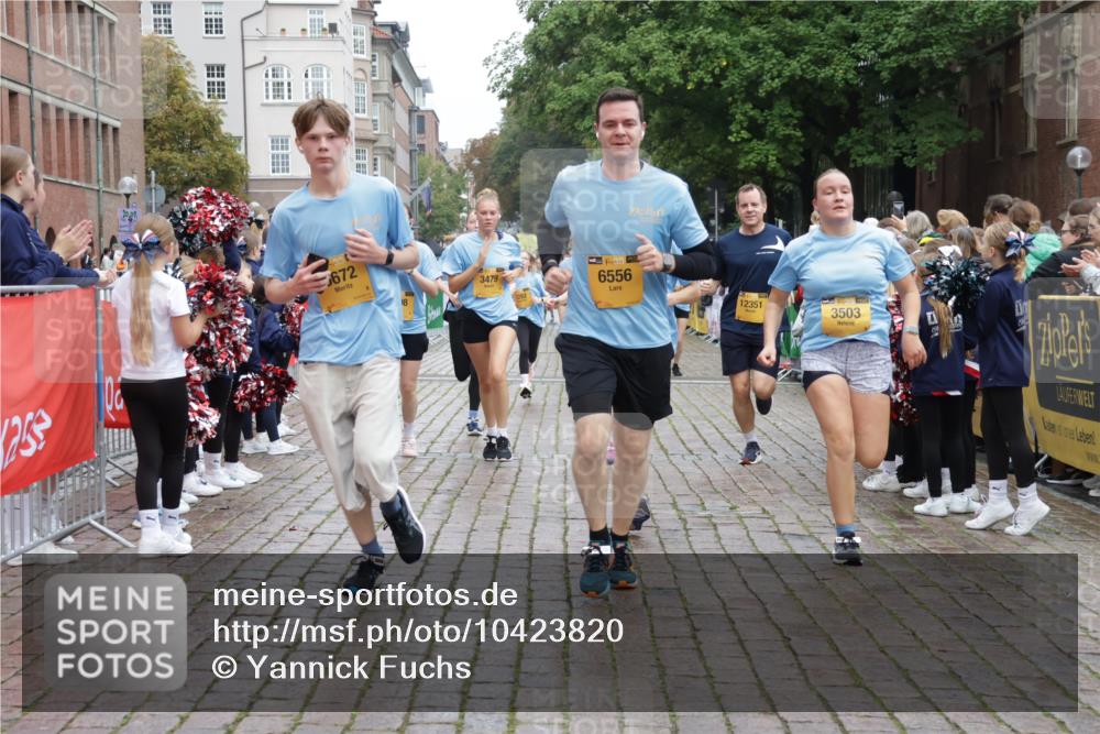 13.09.2026 - Kiel Lauf Yannick Fuchs http://msf.ph/oto/10423820 13.09.2026 09:45:14 Ziel 312, 2282, 2786, 3479, 3503, 3507, 3517, 4606, 5400, 5672, 6097, 6098, 6556, 8854, 9425, 9760, 9897, 10006, 12348, 12351, 98, 1224, 2456, 2704, 3138, 3517, 3717, 4118, 4693, 5562, 5939, 6023, 6135, 7356, 7460, 8028, 8189, 9986, 10777, 11043, 11046, 11239, 12218, 12676, 1023, 1503, 1579, 2017, 2835, 3408, 5103, 5369, 5399, 5811, 6038, 7854, 8152, 9456, 10498, 11939, 12069, 12347, 912, 2787, 3198, 3209, 4316, 4693, 7356, 12218 meine-sportfotos.de