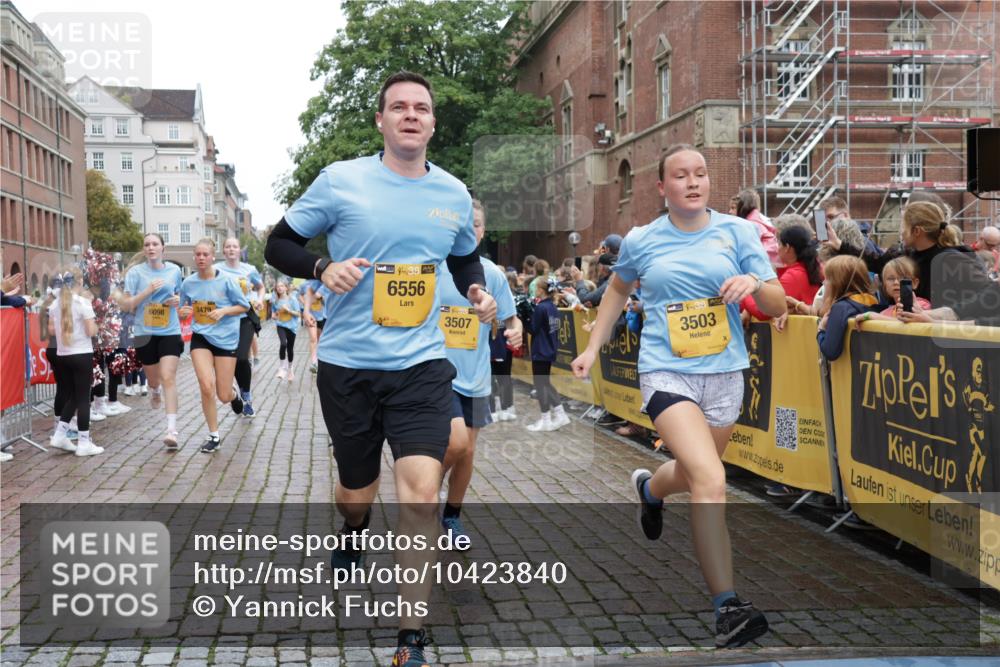 13.09.2026 - Kiel Lauf Yannick Fuchs http://msf.ph/oto/10423840 13.09.2026 09:45:15 Ziel 312, 2282, 2786, 3479, 3503, 3507, 4606, 5400, 5672, 6097, 6098, 6556, 8854, 9425, 9760, 9897, 10006, 12348, 12351, 98, 1224, 2456, 2704, 3138, 3517, 3717, 4118, 4693, 5562, 5939, 6023, 6135, 7356, 7460, 8028, 8189, 9986, 10777, 11043, 11046, 11239, 12218, 12676, 1023, 1503, 1579, 2017, 2835, 3408, 5103, 5369, 5399, 5811, 6038, 7854, 8152, 9456, 10498, 11939, 12069, 12281, 12347, 912, 2787, 3209, 4316, 4693, 7356, 12218 meine-sportfotos.de