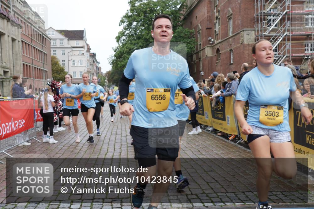 13.09.2026 - Kiel Lauf Yannick Fuchs http://msf.ph/oto/10423845 13.09.2026 09:45:15 Ziel 312, 2282, 2786, 3479, 3503, 3507, 4606, 5400, 5672, 6097, 6098, 6556, 8854, 9425, 9760, 9897, 10006, 12348, 12351, 98, 1224, 2456, 2704, 3138, 3517, 3717, 4118, 4693, 5562, 5939, 6023, 6135, 7356, 7460, 8028, 8189, 9986, 10777, 11043, 11046, 11239, 12218, 12676, 1023, 1503, 1579, 2017, 2835, 3408, 5103, 5369, 5399, 5811, 6038, 7854, 8152, 9456, 10498, 11939, 12069, 12281, 12347, 912, 2787, 3209, 4316, 4693, 7356, 12218 meine-sportfotos.de