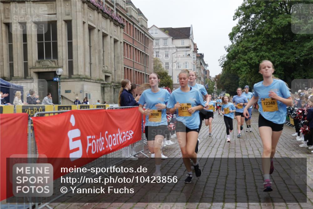 13.09.2026 - Kiel Lauf Yannick Fuchs http://msf.ph/oto/10423856 13.09.2026 09:45:16 Ziel 312, 2282, 2786, 3479, 3503, 3507, 4606, 5400, 5672, 6097, 6098, 6556, 8854, 9425, 9760, 9897, 10006, 12347, 12348, 12351, 98, 312, 1224, 2456, 2704, 3138, 3517, 3717, 4118, 4693, 5562, 5939, 6023, 6135, 7460, 8028, 8189, 9986, 10777, 11043, 11046, 11239, 12218, 12676, 1023, 1503, 1579, 2017, 2835, 3408, 5103, 5369, 5399, 5811, 6038, 7854, 8126, 8152, 9456, 10498, 11939, 12069, 12281, 912, 2787, 3209, 4693, 7356, 9986, 12218 meine-sportfotos.de