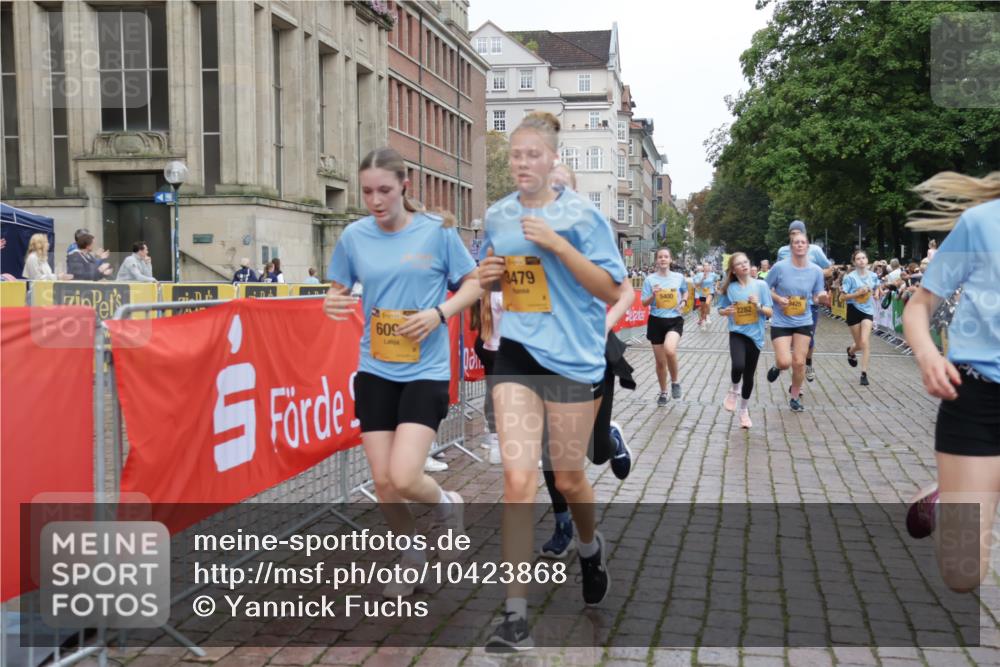 13.09.2026 - Kiel Lauf Yannick Fuchs http://msf.ph/oto/10423868 13.09.2026 09:45:16 Ziel 312, 2282, 2786, 3479, 3503, 3507, 4606, 5400, 5672, 6097, 6098, 6556, 8854, 9425, 9760, 9897, 10006, 12347, 12348, 12351, 98, 312, 1224, 2456, 2704, 3138, 3517, 3717, 4118, 4693, 5562, 5939, 6023, 6135, 7460, 8028, 8189, 9986, 10777, 11043, 11046, 11239, 12218, 12676, 1023, 1503, 1579, 2017, 2835, 3408, 5103, 5369, 5399, 5811, 6038, 7854, 8126, 8152, 9456, 10498, 11939, 12069, 12281, 912, 2787, 3209, 4693, 7356, 9986, 12218 meine-sportfotos.de