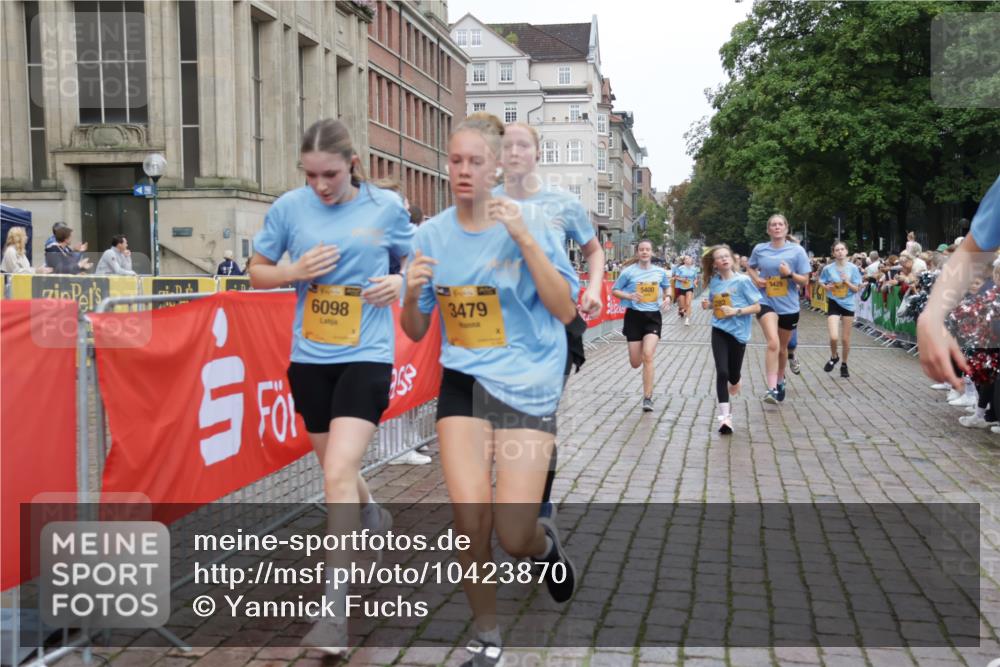 13.09.2026 - Kiel Lauf Yannick Fuchs http://msf.ph/oto/10423870 13.09.2026 09:45:16 Ziel 312, 2282, 2786, 3479, 3503, 3507, 4606, 5400, 5672, 6097, 6098, 6556, 8854, 9425, 9760, 9897, 10006, 12347, 12348, 12351, 98, 312, 1224, 2456, 2704, 3138, 3517, 3717, 4118, 4693, 5562, 5939, 6023, 6135, 7460, 8028, 8189, 9986, 10777, 11043, 11046, 11239, 12218, 12676, 1023, 1503, 1579, 2017, 2835, 3408, 5103, 5369, 5399, 5811, 6038, 7854, 8126, 8152, 9456, 10498, 11939, 12069, 12281, 912, 2787, 3209, 4693, 7356, 9986, 12218 meine-sportfotos.de