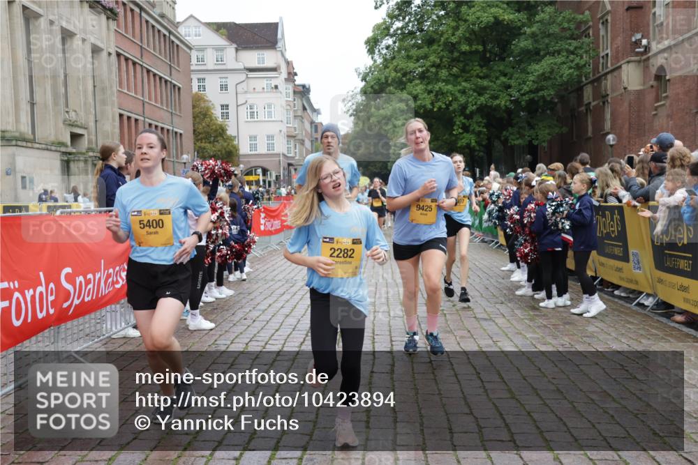 13.09.2026 - Kiel Lauf Yannick Fuchs http://msf.ph/oto/10423894 13.09.2026 09:45:18 Ziel 1503, 2282, 2786, 3479, 3503, 3507, 4606, 5103, 5399, 5400, 5672, 5811, 6097, 6098, 6556, 8854, 9425, 9760, 9897, 10006, 12347, 12348, 12351, 98, 312, 1224, 2456, 2704, 2786, 3138, 3517, 3717, 4118, 5562, 5939, 6023, 6135, 7460, 8028, 8189, 9986, 10777, 11043, 11046, 11239, 12676, 1023, 1579, 2017, 2835, 3408, 5369, 6038, 7854, 8126, 8152, 9456, 10498, 11939, 12069, 12281, 912, 1224, 4693, 7356, 7460, 9986, 11046, 12218 meine-sportfotos.de