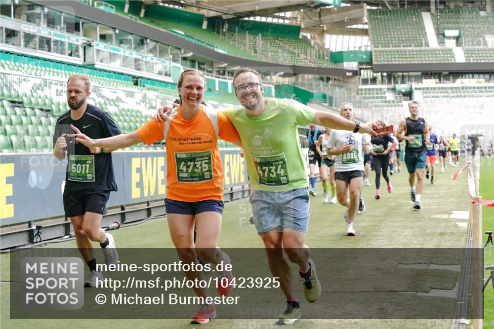 13.09.2026 - 21. swb-Marathon Bremen Michael Burmester http://msf.ph/oto/10423925 13.09.2026 13:00:47 Laufen im Stadion 135, 232, 242, 260, 282, 318, 342, 440, 651, 687, 745, 930, 1067, 1080, 1166, 1209, 1368, 1448, 1493, 1494, 1582, 1650, 1861, 1896, 1935, 1963, 2088, 2289, 2293, 2306, 2322, 2370, 2409, 2427, 2481, 2485, 2490, 2491, 2517, 2560, 2561, 2570, 2627, 2658, 2686, 2700, 2708, 2781, 2806, 2899, 2906, 2914, 2953, 2961, 2967, 3015, 3076, 3105, 3124, 3145, 3168, 3173, 3273, 3354, 3372, 3374, 3375, 3385, 3480, 3524, 3526, 3642, 3652, 3729, 3774, 3855, 3856, 3861, 3930 meine-sportfotos.de