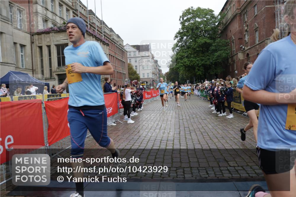 13.09.2026 - Kiel Lauf Yannick Fuchs http://msf.ph/oto/10423929 13.09.2026 09:45:20 Ziel 1503, 2017, 2282, 3408, 3479, 3503, 3507, 4606, 5103, 5369, 5399, 5400, 5672, 5811, 6097, 6098, 6556, 8854, 9425, 9456, 9760, 9897, 11939, 12347, 12348, 12351, 98, 312, 1224, 2456, 2704, 2786, 3138, 3517, 3717, 4118, 5562, 5939, 6023, 6135, 7460, 8028, 8189, 9760, 10006, 10777, 11043, 11046, 11239, 12676, 1023, 1579, 2835, 6038, 7349, 7854, 8126, 8152, 10498, 12069, 12281, 1224, 4693, 7356, 7460, 9986, 11046, 11239, 12218 meine-sportfotos.de