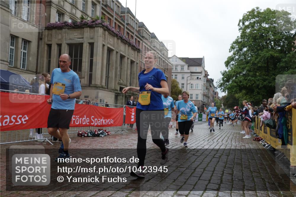 13.09.2026 - Kiel Lauf Yannick Fuchs http://msf.ph/oto/10423945 13.09.2026 10:59:33 Ziel 620, 683, 1835, 2354, 2394, 2771, 2828, 3108, 3113, 3176, 3348, 3663, 5173, 5382, 5608, 5977, 5987, 6693, 7112, 7614, 8208, 8723, 8884, 9700, 9778, 9971, 10157, 10799, 10918, 11016, 11177, 11202, 12359, 12408, 724, 1825, 2385, 2557, 2639, 2828, 2862, 3332, 3480, 4192, 4342, 4609, 4897, 5188, 5519, 5836, 5891, 5987, 7066, 7417, 7527, 7734, 8188, 9227, 9242, 9405, 9684, 10167, 10251, 10255, 10453, 10536, 10551, 10654, 10655, 10871, 11126, 11585, 1729 meine-sportfotos.de