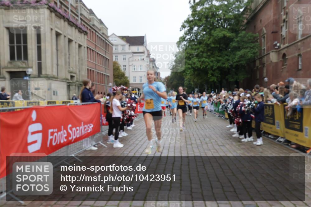 13.09.2026 - Kiel Lauf Yannick Fuchs http://msf.ph/oto/10423951 13.09.2026 09:45:21 Ziel 1503, 2017, 2282, 3408, 3479, 3503, 3507, 4606, 5103, 5369, 5399, 5400, 5672, 5811, 6097, 6098, 6556, 8152, 8854, 9425, 9456, 9897, 10498, 11939, 12347, 12348, 12351, 98, 312, 1224, 2456, 2704, 2786, 3138, 3517, 3717, 4118, 5562, 5939, 6023, 6135, 8028, 8189, 9760, 10006, 10777, 11043, 11046, 11239, 12676, 1023, 1579, 2835, 3025, 6038, 7349, 7854, 8126, 10445, 12069, 12281, 1224, 4693, 7356, 7460, 9986, 11046, 11239, 12218 meine-sportfotos.de