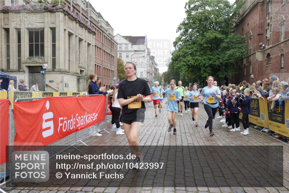 13.09.2026 - Kiel Lauf Yannick Fuchs http://msf.ph/oto/10423997 13.09.2026 09:45:23 Ziel 1503, 2017, 2282, 2835, 3408, 3479, 4606, 5103, 5369, 5399, 5400, 5811, 6097, 6098, 7854, 8152, 8854, 9425, 9456, 9897, 10498, 11939, 12347, 12348, 12351, 98, 312, 2456, 2704, 2786, 3138, 3503, 3507, 3517, 3717, 4118, 5562, 5672, 5939, 6023, 6135, 6556, 8028, 8189, 9760, 10006, 10777, 11043, 11239, 12348, 12676, 1023, 1579, 3025, 6038, 7349, 8126, 10142, 10445, 12069, 12281, 1224, 4693, 7460, 9986, 10777, 11046, 11239, 12218 meine-sportfotos.de