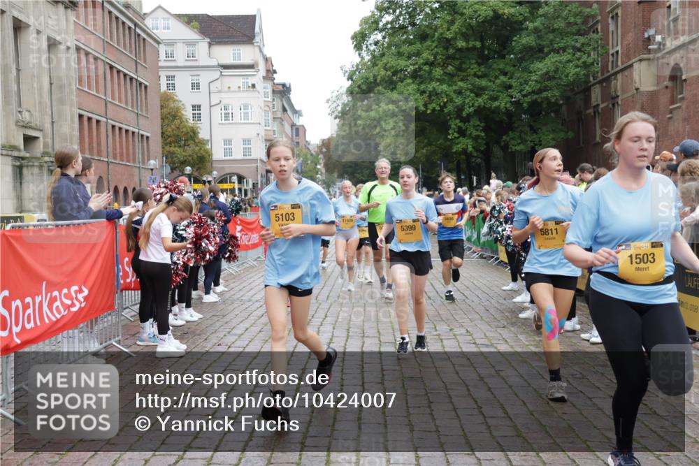 13.09.2026 - Kiel Lauf Yannick Fuchs http://msf.ph/oto/10424007 13.09.2026 09:45:24 Ziel 1503, 2017, 2282, 2835, 3408, 3479, 4606, 5103, 5369, 5399, 5400, 5811, 6097, 6098, 7854, 8152, 8854, 9425, 9456, 9897, 10498, 11939, 12347, 12351, 98, 312, 2456, 2704, 2786, 3138, 3479, 3503, 3507, 3517, 3717, 4118, 5562, 5672, 5939, 6023, 6097, 6098, 6135, 6556, 8028, 8189, 9760, 10006, 10777, 11043, 12348, 12351, 12676, 1023, 1579, 3025, 4413, 6038, 7349, 8126, 10142, 10392, 10445, 12069, 12281, 1224, 5939, 6023, 7460, 9986, 10777, 11046, 11239, 12218 meine-sportfotos.de