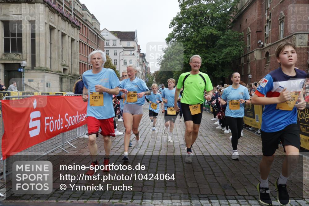 13.09.2026 - Kiel Lauf Yannick Fuchs http://msf.ph/oto/10424064 13.09.2026 09:45:27 Ziel 1503, 1579, 2017, 2835, 3408, 4606, 5103, 5369, 5399, 5811, 6038, 7854, 8152, 8854, 9456, 9897, 10498, 11939, 12069, 12347, 98, 312, 2282, 2456, 2704, 2786, 3138, 3479, 3503, 3507, 3517, 3717, 4118, 4606, 5400, 5562, 5672, 5939, 6023, 6097, 6098, 6135, 6556, 8028, 8189, 9425, 9760, 9897, 10006, 11043, 12348, 12351, 12676, 1023, 2788, 3025, 3974, 4413, 4569, 5511, 7202, 7349, 8126, 10142, 10392, 10445, 12281, 1224, 4118, 5939, 6023, 7460, 10777, 11046, 11239 meine-sportfotos.de
