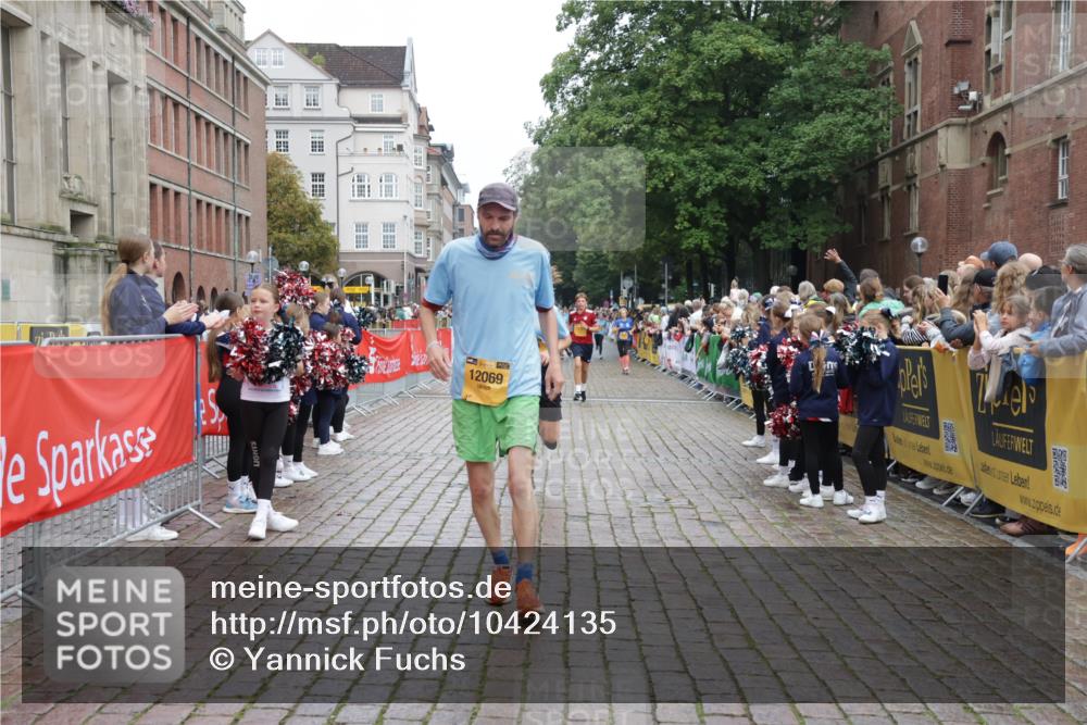 13.09.2026 - Kiel Lauf Yannick Fuchs http://msf.ph/oto/10424135 13.09.2026 09:45:32 Ziel 1023, 1503, 1579, 2017, 2835, 3408, 5103, 5369, 5399, 5811, 6038, 7854, 8126, 8152, 9456, 10498, 11939, 12069, 12281, 98, 312, 1503, 2282, 2456, 2704, 2786, 3138, 3479, 3503, 3507, 3517, 3717, 4606, 5103, 5400, 5562, 5672, 5811, 6097, 6098, 6135, 6556, 8028, 8189, 8854, 9425, 9760, 9897, 10006, 12347, 12348, 12351, 557, 2127, 2788, 3025, 3142, 3974, 4413, 4569, 5511, 5757, 7202, 7349, 7572, 9841, 10036, 10142, 10392, 10445, 12374, 2456, 2704, 4118, 5939, 6023, 10777 meine-sportfotos.de