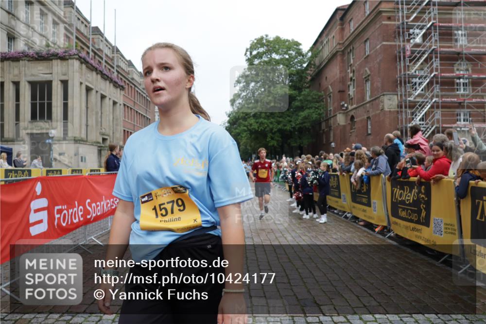 13.09.2026 - Kiel Lauf Yannick Fuchs http://msf.ph/oto/10424177 13.09.2026 09:45:36 Ziel 1023, 1579, 2835, 3025, 6038, 7349, 7854, 8126, 8152, 10445, 10498, 12069, 12281, 98, 312, 1503, 2017, 2282, 2786, 3138, 3408, 3479, 3503, 3507, 3517, 3717, 4606, 5103, 5369, 5399, 5400, 5672, 5811, 6097, 6098, 6556, 8152, 8189, 8854, 9425, 9456, 9760, 9897, 10006, 10498, 11939, 12347, 12348, 12351, 557, 1418, 2127, 2788, 3142, 3301, 3974, 4413, 4569, 5511, 5757, 5829, 7202, 7572, 7911, 8244, 8859, 9841, 10036, 10142, 10392, 10719, 12374, 12841, 98, 2456, 2704, 3138, 4118 meine-sportfotos.de