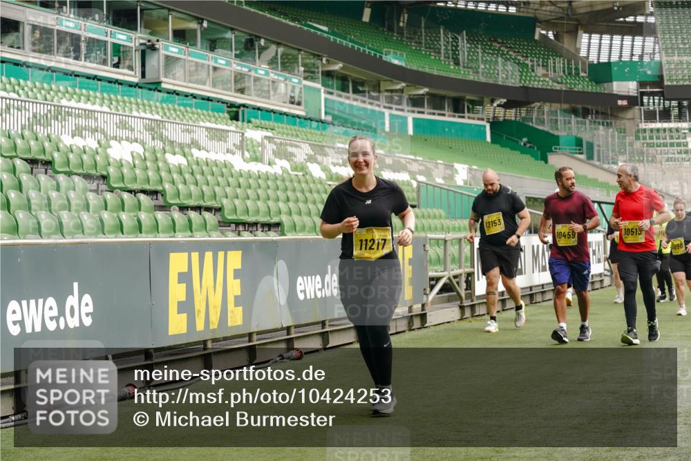 13.09.2026 - 21. swb-Marathon Bremen Michael Burmester http://msf.ph/oto/10424253 13.09.2026 10:47:02 Laufen im Stadion 10161, 10349, 10472, 10535, 10895, 10933, 10970, 11050, 11104, 11181, 11244, 11296, 11309, 11367, 11457, 11529, 11530, 11546, 11573, 11574, 11579, 11639, 11663, 11675, 11709, 11760, 11821, 12157, 12177, 12178, 12211, 12285, 12316, 12317, 12340, 12374, 12422, 12462, 10002, 10004, 10005, 10176, 10271, 10295, 10303, 10325, 10330, 10335, 10361, 10362, 10459, 10513, 10629, 10756, 10779, 10882, 10997, 10999, 11233, 11307, 11355 meine-sportfotos.de