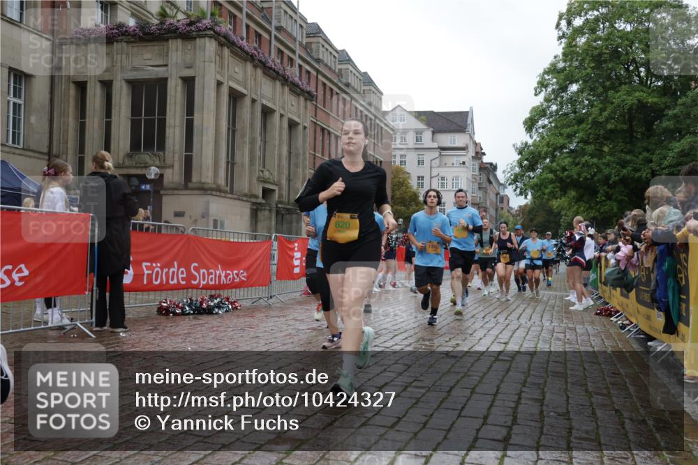 13.09.2026 - Kiel Lauf Yannick Fuchs http://msf.ph/oto/10424327 13.09.2026 11:00:05 Ziel 173, 753, 964, 1078, 1562, 1728, 2382, 3775, 4437, 4509, 6520, 7398, 7945, 8120, 9140, 9271, 9690, 10420, 10996, 11007, 11377, 11503, 11607, 469, 620, 683, 747, 988, 1002, 1895, 1948, 2287, 2354, 3063, 3108, 3113, 3176, 3348, 3607, 3663, 5173, 5261, 5382, 5608, 5627, 6295, 7350, 7454, 7543, 7614, 7954, 8120, 8234, 8723, 8884, 9299, 9971, 10157, 10916, 10918, 11007, 11377, 11415, 12408, 327, 893, 1036, 1518, 1896, 1897, 2150, 2151, 2187, 2558, 2915, 3121, 3793, 620, 2828 meine-sportfotos.de