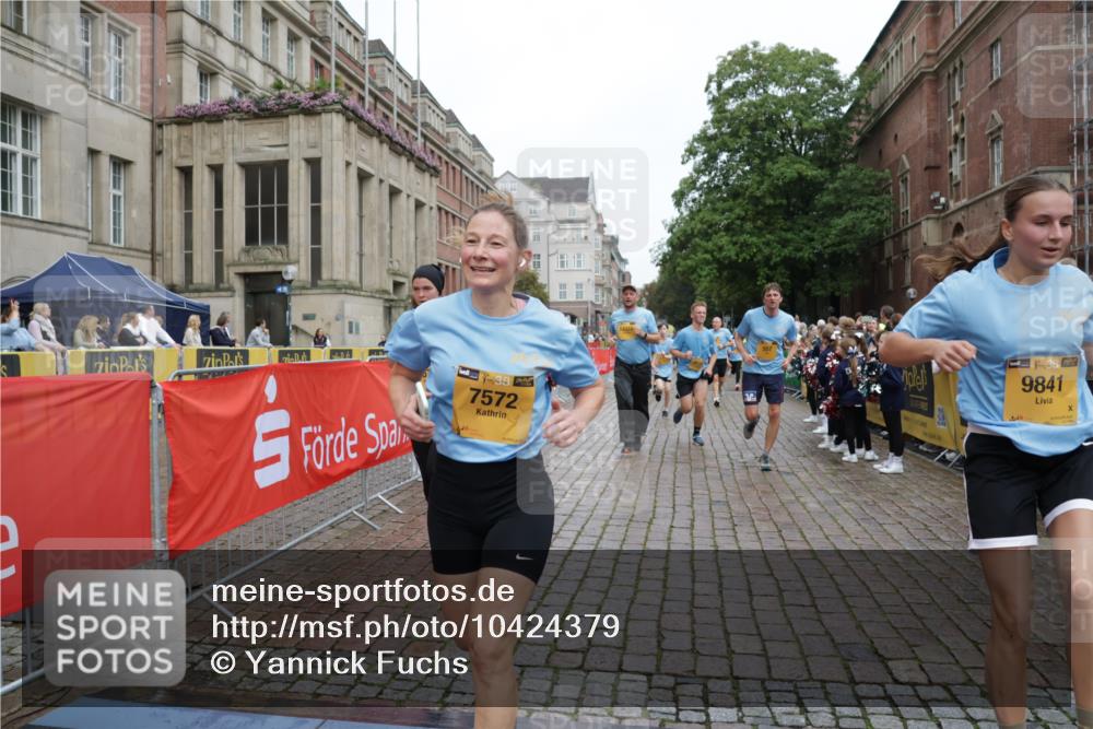 13.09.2026 - Kiel Lauf Yannick Fuchs http://msf.ph/oto/10424379 13.09.2026 09:45:52 Ziel 557, 1418, 2127, 2788, 3142, 3301, 3974, 4413, 4569, 5511, 5757, 5829, 7202, 7572, 7911, 7924, 8244, 8859, 9841, 10036, 10142, 10392, 10719, 12374, 12841, 1023, 1503, 1579, 2017, 2835, 3025, 3408, 4606, 5103, 5369, 5399, 5811, 6038, 7349, 7854, 8126, 8152, 8854, 9456, 9897, 10142, 10445, 10498, 11939, 12069, 12281, 12347, 1415, 2482, 4909, 4910, 4918, 5234, 6732, 7015, 8125, 8611, 10203, 10685, 10898, 11076, 11078, 2282, 3479 meine-sportfotos.de