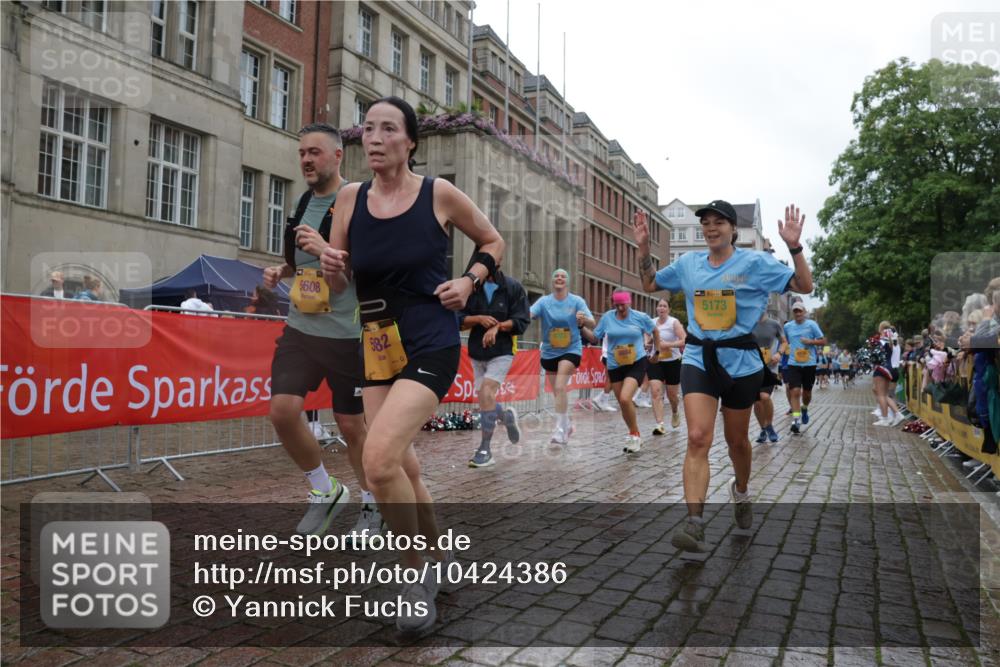 13.09.2026 - Kiel Lauf Yannick Fuchs http://msf.ph/oto/10424386 13.09.2026 11:00:10 Ziel 173, 327, 753, 964, 1078, 2187, 2382, 2490, 3121, 3775, 4437, 6520, 6897, 7438, 7945, 9140, 9690, 10420, 10996, 11220, 11503, 11607, 469, 683, 747, 964, 988, 1002, 1562, 1728, 1895, 1948, 2287, 3063, 3113, 3176, 3607, 4509, 5173, 5261, 5382, 5608, 5627, 6295, 7350, 7398, 7454, 7543, 7614, 7954, 8120, 8234, 8723, 8884, 9271, 9299, 10916, 10918, 11007, 11377, 11415, 12408, 893, 1036, 1518, 1896, 1897, 2150, 2151, 2558, 2915, 3793, 10674, 620, 683, 3113, 3176, 7614 meine-sportfotos.de