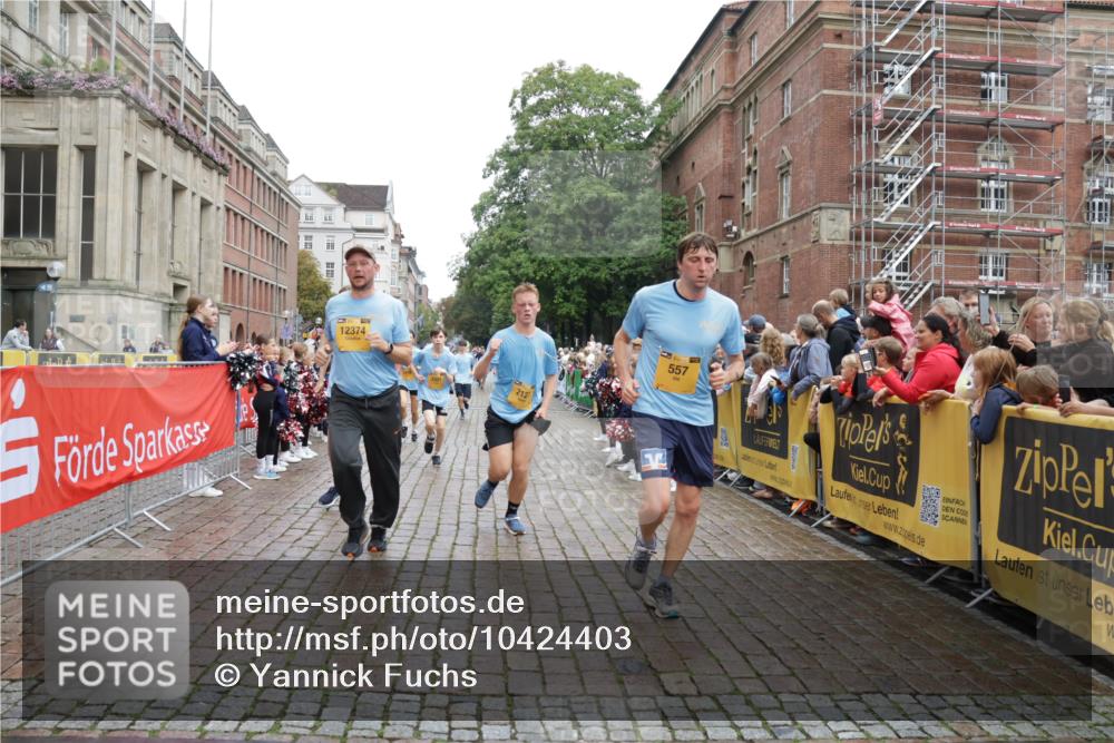 13.09.2026 - Kiel Lauf Yannick Fuchs http://msf.ph/oto/10424403 13.09.2026 09:45:54 Ziel 557, 1418, 2127, 2788, 3142, 3301, 3974, 4413, 4569, 5511, 5757, 5829, 7202, 7572, 7911, 7924, 8244, 8611, 8859, 9841, 10036, 10392, 10719, 12374, 12841, 1023, 1503, 1579, 2017, 2835, 3025, 3408, 4413, 5103, 5369, 5399, 5811, 6038, 7349, 7854, 8126, 8152, 8854, 9456, 10142, 10392, 10445, 10498, 11939, 12069, 12281, 12347, 1415, 2482, 3052, 4909, 4910, 4918, 5234, 5855, 6732, 7015, 7308, 8125, 10203, 10685, 10898, 11076, 11078, 1503, 2282, 3479, 5103 meine-sportfotos.de