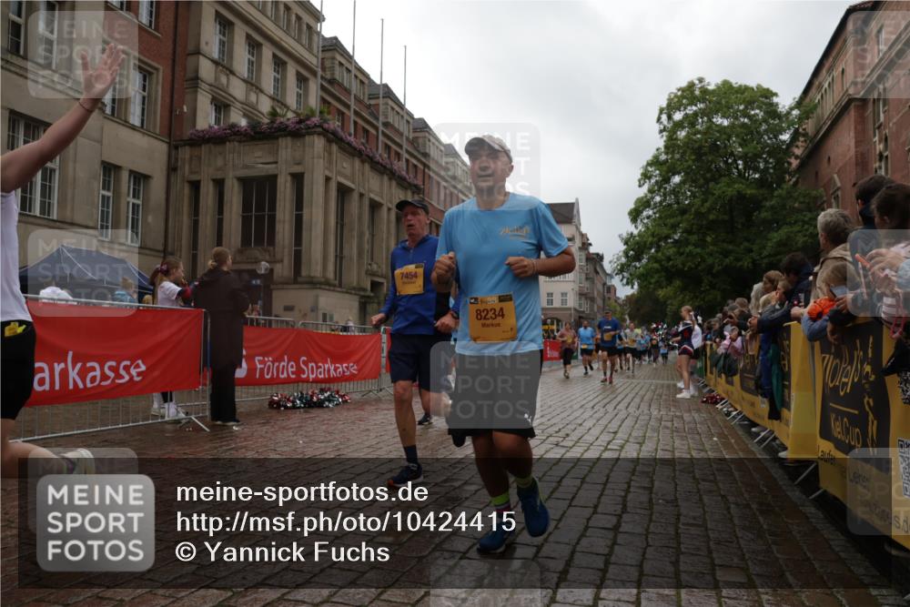 13.09.2026 - Kiel Lauf Yannick Fuchs http://msf.ph/oto/10424415 13.09.2026 11:00:13 Ziel 173, 327, 753, 1036, 1078, 2187, 2382, 2490, 2558, 3121, 3775, 4437, 6520, 6897, 7438, 7945, 9690, 10420, 10996, 11220, 11471, 11503, 11607, 469, 747, 753, 964, 988, 1002, 1562, 1728, 1895, 1948, 2287, 3063, 3607, 4509, 5261, 5627, 6295, 7350, 7398, 7454, 7543, 7614, 7954, 8120, 8234, 9140, 9271, 9299, 10916, 10918, 11007, 11377, 11415, 362, 893, 1518, 1650, 1896, 1897, 2150, 2151, 2233, 2267, 2915, 3793, 4261, 10674, 620, 683, 3113, 3176, 7614 meine-sportfotos.de