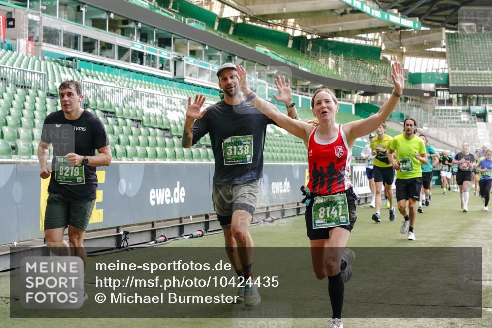 13.09.2026 - 21. swb-Marathon Bremen Michael Burmester http://msf.ph/oto/10424435 13.09.2026 13:01:01 Laufen im Stadion 135, 242, 260, 282, 318, 342, 440, 531, 651, 687, 930, 1006, 1067, 1209, 1368, 1436, 1448, 1493, 1494, 1582, 1650, 1861, 1896, 1935, 1963, 2033, 2047, 2062, 2088, 2293, 2306, 2322, 2370, 2409, 2427, 2481, 2485, 2490, 2491, 2517, 2560, 2561, 2570, 2627, 2638, 2658, 2686, 2700, 2708, 2781, 2906, 2914, 2967, 3076, 3105, 3145, 3168, 3173, 3273, 3354, 3372, 3374, 3375, 3385, 3480, 3524, 3526, 3642, 3667, 3729, 3774, 3806, 3855, 3856, 3861, 3930 meine-sportfotos.de