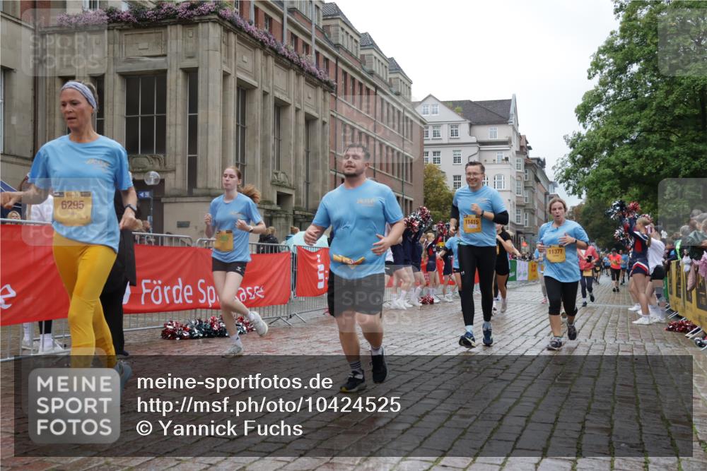 13.09.2026 - Kiel Lauf Yannick Fuchs http://msf.ph/oto/10424525 13.09.2026 11:00:26 Ziel 893, 1036, 1518, 1650, 1896, 1897, 2150, 2151, 2233, 2558, 2915, 3793, 4239, 4524, 4787, 4905, 6431, 6770, 7091, 7997, 8481, 8565, 9327, 9408, 10346, 10674, 11182, 11471, 11835, 12214, 12457, 173, 327, 753, 964, 1078, 1562, 1728, 1895, 1948, 2187, 2287, 2382, 2490, 3121, 3775, 4437, 4509, 6295, 6520, 6897, 7398, 7438, 7945, 8120, 9140, 9271, 9690, 10420, 10996, 11007, 11220, 11377, 11415, 11503, 11607, 362, 1722, 1795, 2267, 4261 meine-sportfotos.de