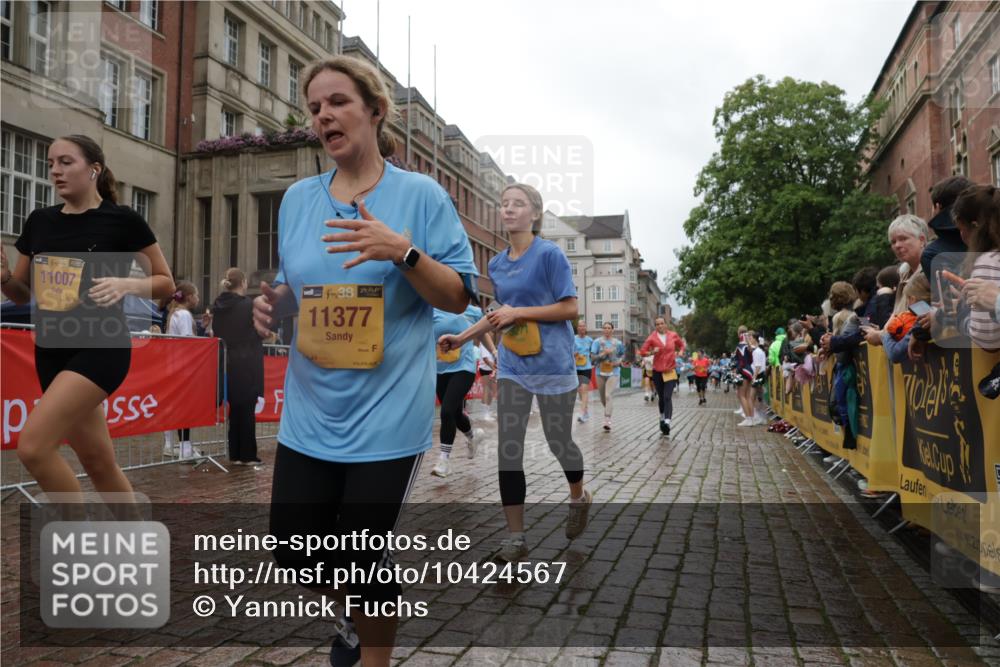 13.09.2026 - Kiel Lauf Yannick Fuchs http://msf.ph/oto/10424567 13.09.2026 11:00:29 Ziel 362, 893, 1518, 1650, 1896, 1897, 2150, 2151, 2233, 2267, 2915, 3793, 4239, 4261, 4524, 4787, 4905, 6431, 6770, 7091, 7179, 7997, 8481, 8565, 9327, 9408, 10346, 10674, 11182, 11797, 11835, 12214, 12457, 12756, 12757, 173, 327, 753, 964, 1036, 1078, 1562, 1728, 1895, 2150, 2151, 2187, 2382, 2490, 2558, 3121, 3775, 4239, 4437, 4509, 6520, 6897, 7398, 7438, 7945, 8120, 9140, 9271, 9690, 10420, 10996, 11007, 11220, 11377, 11415, 11471, 11503, 11607, 1722, 1795, 2038 meine-sportfotos.de