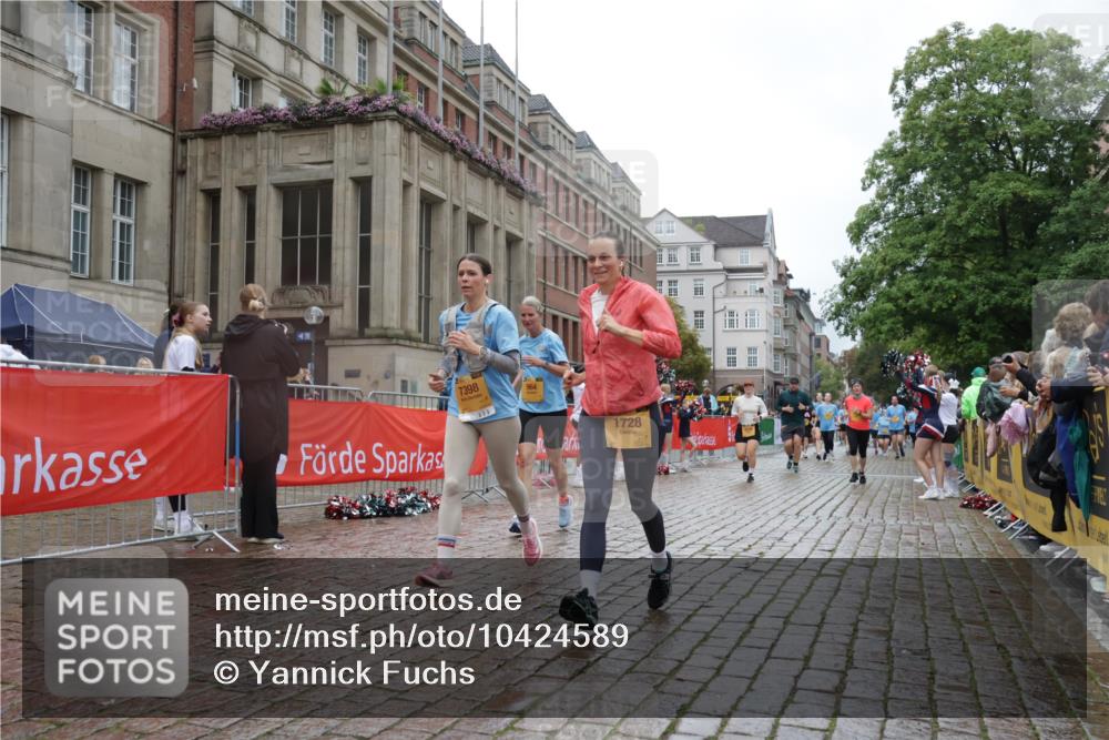 13.09.2026 - Kiel Lauf Yannick Fuchs http://msf.ph/oto/10424589 13.09.2026 11:00:32 Ziel 362, 893, 1518, 1650, 1722, 1896, 1897, 2233, 2267, 3793, 4261, 4524, 4706, 4905, 6431, 6770, 7091, 7179, 7997, 8481, 8565, 8686, 9327, 9408, 10346, 10590, 10674, 11797, 11835, 12214, 12457, 12756, 12757, 12773, 173, 327, 753, 964, 1036, 1078, 1728, 2150, 2151, 2187, 2382, 2490, 2558, 2915, 3121, 3775, 3793, 4239, 4437, 4787, 6520, 6897, 7398, 7438, 7945, 9140, 9690, 10346, 10420, 10996, 11182, 11220, 11471, 11503, 11607, 11835, 1795, 2038 meine-sportfotos.de