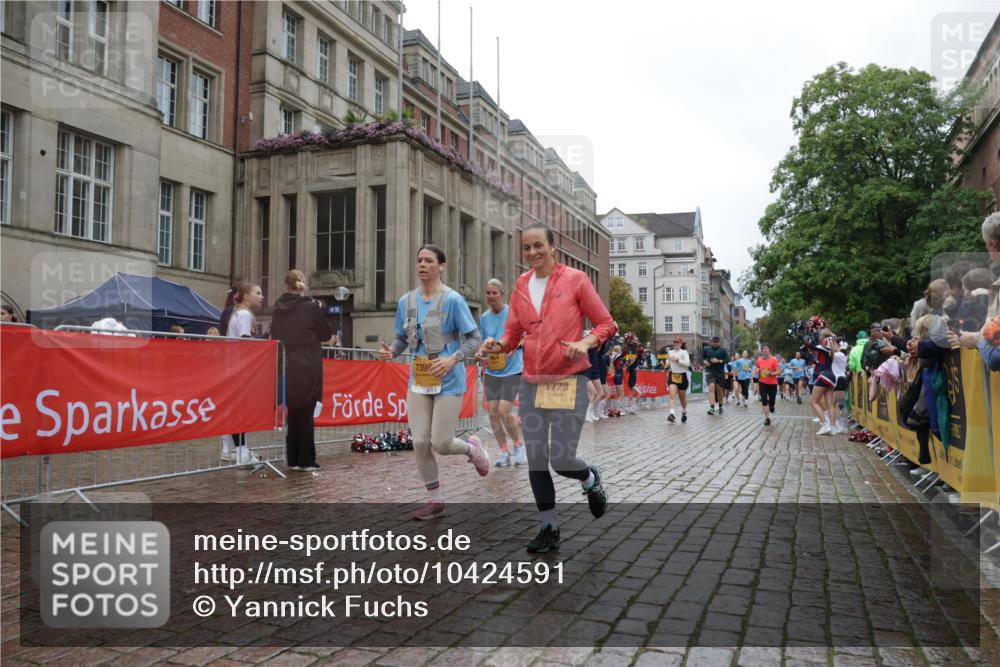 13.09.2026 - Kiel Lauf Yannick Fuchs http://msf.ph/oto/10424591 13.09.2026 11:00:32 Ziel 362, 893, 1518, 1650, 1722, 1896, 1897, 2233, 2267, 3793, 4261, 4524, 4706, 4905, 6431, 6770, 7091, 7179, 7997, 8481, 8565, 8686, 9327, 9408, 10346, 10590, 10674, 11797, 11835, 12214, 12457, 12756, 12757, 12773, 173, 327, 753, 964, 1036, 1078, 1728, 2150, 2151, 2187, 2382, 2490, 2558, 2915, 3121, 3775, 3793, 4239, 4437, 4787, 6520, 6897, 7398, 7438, 7945, 9140, 9690, 10346, 10420, 10996, 11182, 11220, 11471, 11503, 11607, 11835, 1795, 2038 meine-sportfotos.de