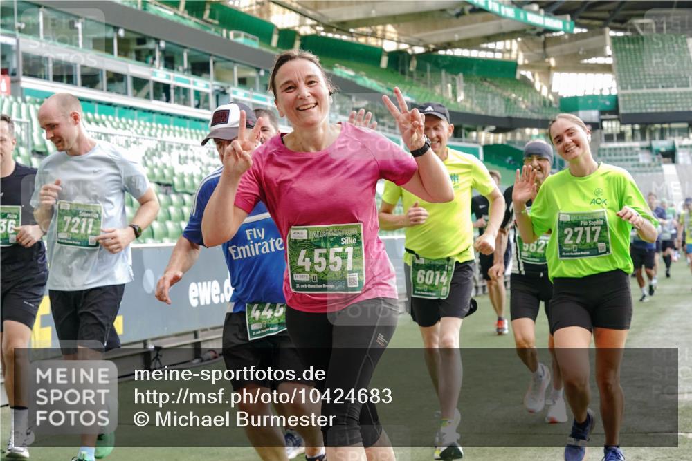 13.09.2026 - 21. swb-Marathon Bremen Michael Burmester http://msf.ph/oto/10424683 13.09.2026 13:24:06 Laufen im Stadion 137, 182, 294, 324, 434, 533, 548, 609, 708, 721, 723, 739, 743, 752, 892, 1178, 1273, 1331, 1463, 1471, 1491, 1515, 1597, 1598, 1691, 1746, 1788, 1944, 2095, 2211, 2213, 2252, 2267, 2286, 2312, 2323, 2433, 2445, 2465, 2475, 2483, 2495, 2497, 2503, 2526, 2554, 2571, 2644, 2768, 2776, 2936, 2968, 3252, 3282, 3288, 3289, 3292, 3298, 3306, 3312, 3347, 3364, 3381, 3395, 3423, 3447, 3505, 3530, 3559, 3727, 3770, 3819, 4054, 4231, 4406, 4407, 4466, 4467 meine-sportfotos.de