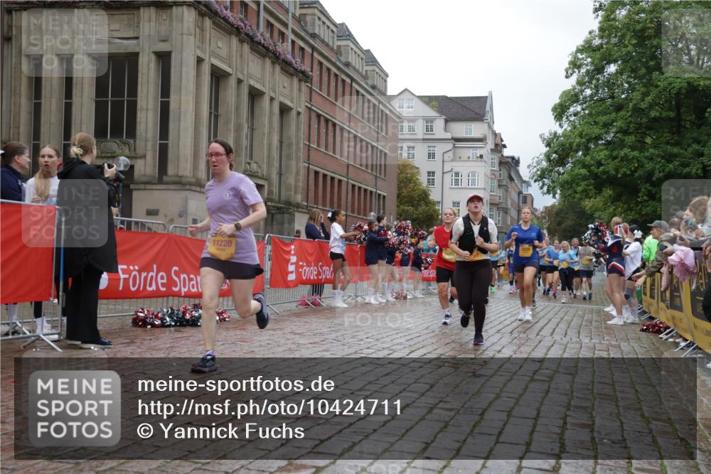 13.09.2026 - Kiel Lauf Yannick Fuchs http://msf.ph/oto/10424711 13.09.2026 11:00:47 Ziel 1722, 1795, 2038, 2697, 3423, 3425, 4055, 4706, 4855, 4915, 5648, 5794, 5912, 6399, 6426, 6995, 6996, 7214, 7610, 8229, 8590, 8622, 8686, 9199, 10339, 10480, 10529, 10700, 12326, 327, 362, 893, 1036, 1518, 1650, 1722, 1896, 1897, 2150, 2151, 2187, 2233, 2267, 2558, 2915, 3121, 3793, 4239, 4261, 4524, 4706, 4787, 4905, 6431, 6770, 6897, 7091, 7179, 7997, 8481, 8565, 8686, 9327, 9408, 10346, 10590, 10674, 11182, 11220, 11471, 11797, 11835, 12214, 12457, 12756, 48, 190 meine-sportfotos.de