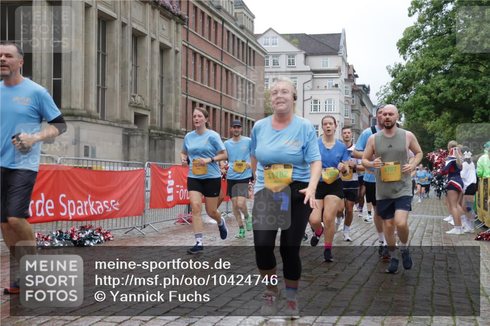 13.09.2026 - Kiel Lauf Yannick Fuchs http://msf.ph/oto/10424746 13.09.2026 11:00:54 Ziel 190, 1314, 2038, 2697, 3423, 3425, 4769, 4915, 5648, 6399, 6426, 6995, 6996, 7516, 7610, 8229, 8622, 9199, 9594, 10339, 10480, 10700, 10885, 11972, 12192, 12326, 362, 893, 1518, 1650, 1722, 1795, 1896, 1897, 2150, 2151, 2233, 2267, 2915, 3793, 4055, 4239, 4261, 4524, 4706, 4787, 4855, 4905, 5794, 5912, 6431, 6770, 7091, 7179, 7214, 7997, 8481, 8565, 8590, 8622, 8686, 9327, 9408, 10346, 10529, 10590, 10674, 11182, 11797, 11835, 12214, 12457, 12756, 48, 539, 842 meine-sportfotos.de