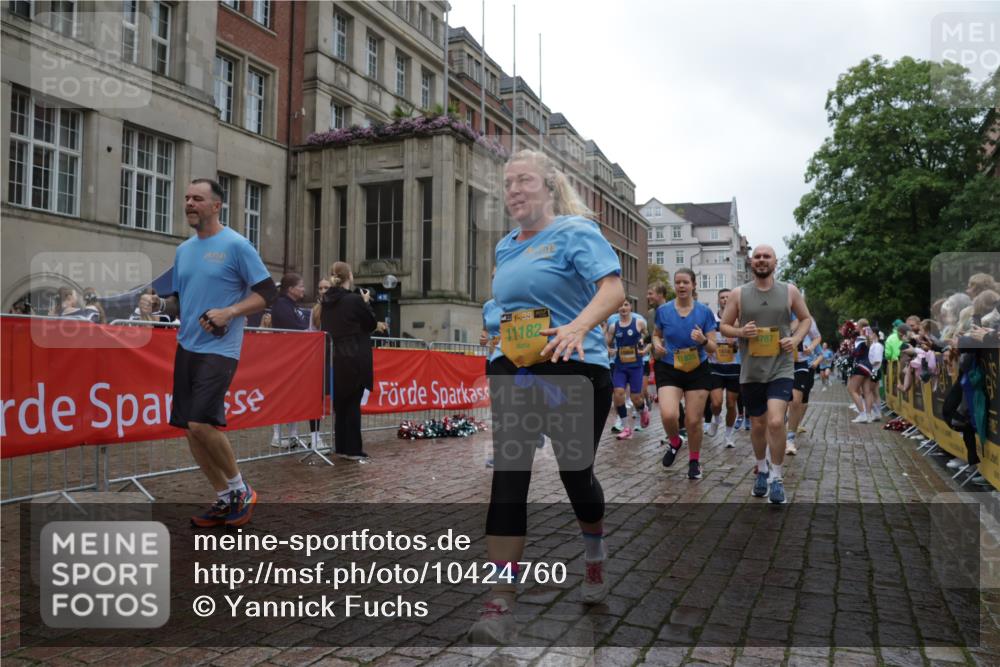 13.09.2026 - Kiel Lauf Yannick Fuchs http://msf.ph/oto/10424760 13.09.2026 11:00:55 Ziel 190, 1314, 2038, 2658, 2697, 3423, 3425, 4769, 4915, 5648, 6399, 6426, 6995, 6996, 7456, 7516, 7610, 8229, 9199, 9594, 9900, 10339, 10480, 10700, 10885, 11972, 12192, 12326, 362, 893, 1518, 1650, 1722, 1795, 1896, 1897, 2233, 2267, 2915, 3793, 4055, 4261, 4524, 4706, 4787, 4855, 4905, 5794, 5912, 6431, 6770, 7091, 7179, 7214, 7610, 7997, 8481, 8565, 8590, 8622, 8686, 9327, 9408, 10346, 10529, 10590, 10674, 10700, 11182, 11797, 11835, 12214, 12457, 12756, 48, 539, 842, 893 meine-sportfotos.de