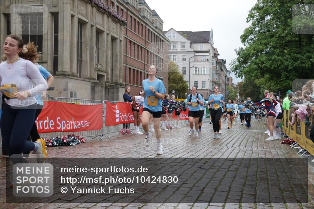 13.09.2026 - Kiel Lauf Yannick Fuchs http://msf.ph/oto/10424830 13.09.2026 11:01:00 Ziel 48, 190, 1314, 2144, 2658, 2697, 3423, 3425, 4529, 4530, 4769, 4915, 5648, 6399, 6426, 7456, 7516, 8229, 9199, 9594, 9899, 9900, 10339, 10885, 11972, 12192, 12326, 362, 1650, 1722, 1795, 2038, 2233, 2267, 3423, 3425, 4055, 4261, 4524, 4706, 4855, 4905, 4915, 5794, 5912, 6995, 6996, 7179, 7214, 7610, 7997, 8481, 8565, 8590, 8622, 8686, 9199, 9327, 9408, 10480, 10529, 10590, 10674, 10700, 11797, 12214, 12457, 12756, 539, 842, 1744, 893, 4524, 4905, 9327 meine-sportfotos.de
