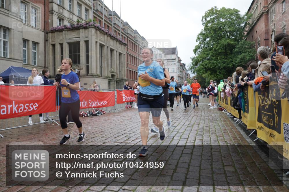 13.09.2026 - Kiel Lauf Yannick Fuchs http://msf.ph/oto/10424959 13.09.2026 11:01:19 Ziel 539, 823, 842, 1018, 1448, 1744, 3340, 4788, 5052, 5451, 5552, 6300, 6522, 6653, 7191, 7651, 8469, 8596, 9134, 9525, 11056, 11216, 11217, 11502, 11505, 11581, 11805, 11857, 12010, 12151, 12283, 48, 190, 1314, 1522, 2038, 2132, 2144, 2637, 2658, 2697, 3423, 3425, 4529, 4530, 4769, 4915, 5648, 6399, 6426, 6995, 6996, 7456, 7516, 7610, 8229, 8622, 9199, 9594, 9899, 9900, 10339, 10480, 10700, 10885, 11972, 12192, 12326, 955, 3626, 3662, 8307 meine-sportfotos.de