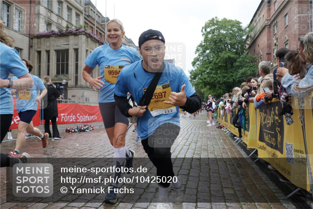 13.09.2026 - Kiel Lauf Yannick Fuchs http://msf.ph/oto/10425020 13.09.2026 11:01:27 Ziel 1018, 1744, 2424, 3626, 3662, 5451, 7191, 8307, 8576, 8724, 9134, 9525, 9869, 11056, 11474, 11502, 11505, 12010, 12283, 48, 190, 539, 823, 842, 1314, 1448, 1522, 1744, 2132, 2144, 2637, 2658, 2697, 3340, 4529, 4530, 4769, 4788, 5052, 5552, 6300, 6522, 6653, 7456, 7516, 7651, 8229, 8469, 8596, 9594, 9899, 9900, 10885, 11216, 11217, 11581, 11805, 11857, 11972, 12151, 12192, 955, 1347, 5406, 5927, 6631, 6717, 11547, 190, 4769, 7516, 9594 meine-sportfotos.de
