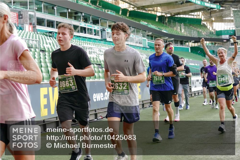 13.09.2026 - 21. swb-Marathon Bremen Michael Burmester http://msf.ph/oto/10425083 13.09.2026 13:24:23 Laufen im Stadion 137, 182, 213, 294, 324, 434, 505, 533, 548, 609, 708, 721, 723, 739, 743, 752, 892, 1178, 1273, 1331, 1463, 1471, 1491, 1515, 1597, 1598, 1746, 1788, 1830, 1944, 2095, 2211, 2252, 2267, 2271, 2286, 2312, 2323, 2433, 2445, 2465, 2475, 2483, 2495, 2497, 2503, 2506, 2526, 2554, 2571, 2644, 2768, 2776, 2833, 2936, 2968, 3005, 3211, 3252, 3282, 3288, 3289, 3292, 3298, 3306, 3312, 3347, 3364, 3381, 3390, 3395, 3423, 3447, 3505, 3559, 3727, 3770, 3819, 4231, 4466, 4467 meine-sportfotos.de