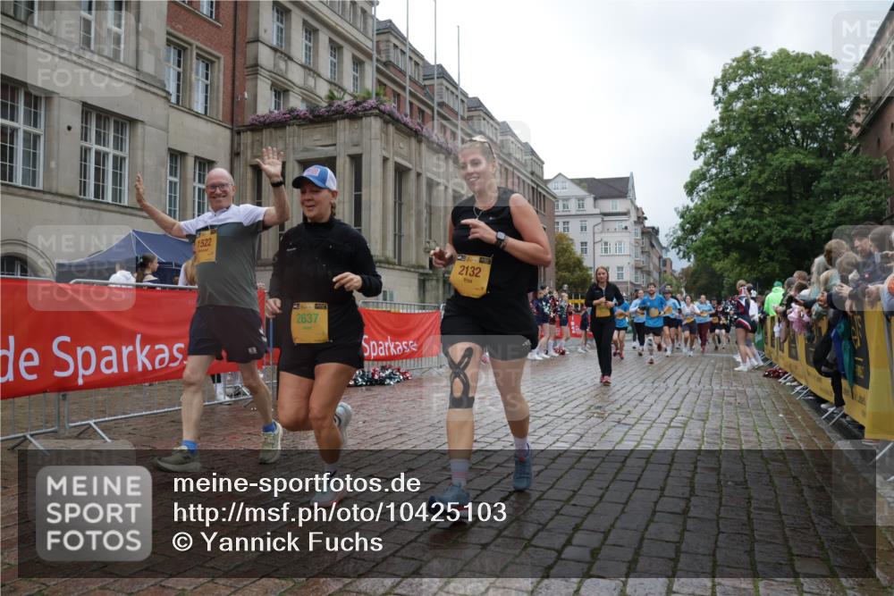 13.09.2026 - Kiel Lauf Yannick Fuchs http://msf.ph/oto/10425103 13.09.2026 11:01:40 Ziel 955, 1347, 1425, 2424, 2616, 2722, 2838, 3039, 3224, 3554, 3982, 5927, 6619, 6717, 7174, 8555, 8934, 9695, 11465, 12115, 539, 823, 842, 1018, 1448, 1522, 1744, 2132, 2424, 2637, 3340, 3626, 3662, 4788, 5052, 5451, 5552, 6300, 6522, 6653, 7191, 7651, 8307, 8469, 8576, 8596, 8724, 9134, 9525, 9869, 11056, 11216, 11217, 11474, 11502, 11505, 11581, 11805, 11857, 12010, 12151, 12283, 735, 1660, 2451, 2726, 2902, 2996, 4420, 5406, 6631, 10607, 11547, 12110, 48, 2144, 2658, 4529 meine-sportfotos.de