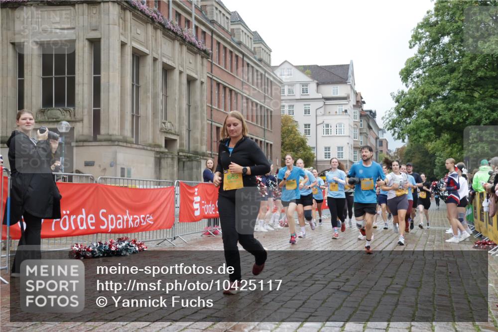 13.09.2026 - Kiel Lauf Yannick Fuchs http://msf.ph/oto/10425117 13.09.2026 11:01:42 Ziel 955, 1347, 1425, 2616, 2722, 2838, 3039, 3224, 3554, 3982, 5406, 5927, 6619, 6631, 6717, 7174, 8555, 8934, 9695, 11465, 11547, 12115, 539, 823, 842, 1018, 1448, 1522, 1744, 2424, 2637, 3340, 3626, 3662, 4788, 5052, 5451, 5552, 6300, 6522, 6653, 7191, 7651, 8307, 8469, 8576, 8596, 8724, 9134, 9525, 9869, 11056, 11216, 11217, 11474, 11502, 11505, 11581, 11805, 11857, 12010, 12151, 12283, 735, 1651, 1660, 2451, 2726, 2902, 2958, 2996, 4420, 10607, 12110, 48, 2144, 2658, 4529 meine-sportfotos.de