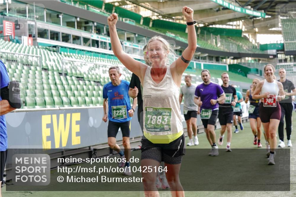 13.09.2026 - 21. swb-Marathon Bremen Michael Burmester http://msf.ph/oto/10425164 13.09.2026 13:24:24 Laufen im Stadion 137, 182, 213, 294, 324, 434, 505, 533, 548, 609, 708, 721, 723, 739, 743, 752, 892, 1178, 1273, 1331, 1463, 1471, 1491, 1504, 1515, 1597, 1598, 1746, 1788, 1830, 1944, 2095, 2211, 2252, 2267, 2271, 2286, 2312, 2323, 2433, 2445, 2465, 2475, 2483, 2495, 2497, 2503, 2506, 2554, 2571, 2644, 2768, 2776, 2833, 2936, 2968, 3005, 3142, 3211, 3252, 3282, 3288, 3289, 3292, 3298, 3306, 3312, 3347, 3364, 3381, 3390, 3395, 3423, 3447, 3505, 3559, 3727, 3770, 3819, 4231, 4466, 4467 meine-sportfotos.de